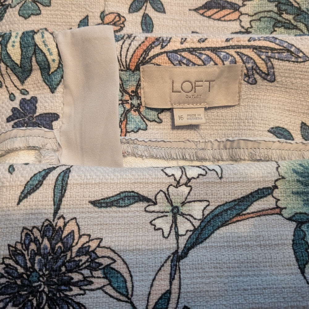 LOFT Above the Knee Length Floral Skirt Size 16 - Picture 4 of 7